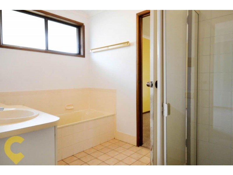 4 Ilaroo Crescent, Warana QLD 4575