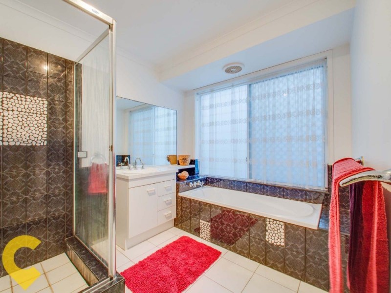 12 Royal Close, Wurtulla QLD 4575
