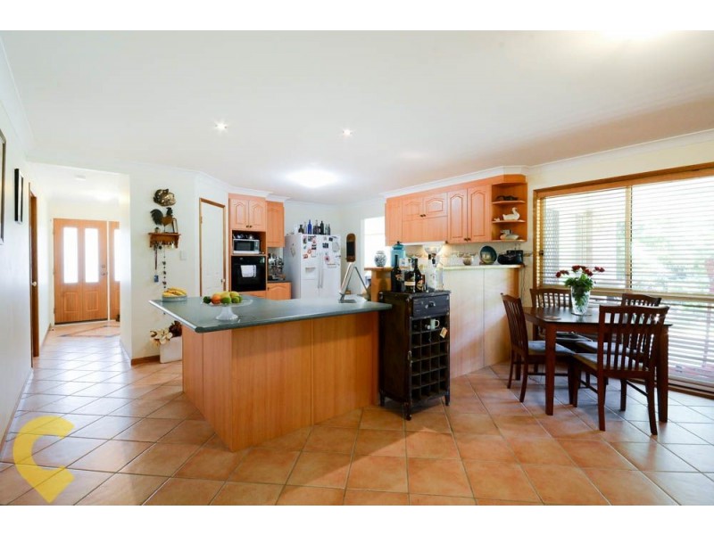 48 Hillside Road, Glass House Mountains QLD 4518