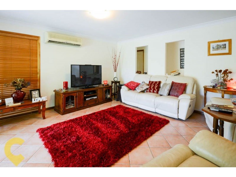 48 Hillside Road, Glass House Mountains QLD 4518