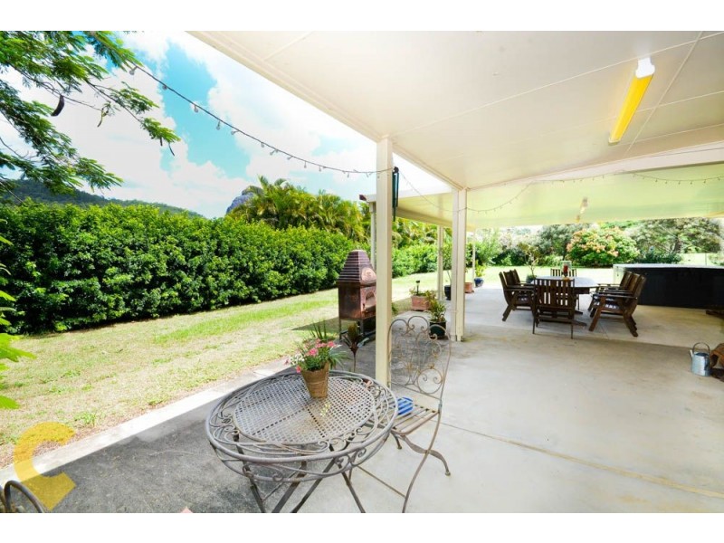 48 Hillside Road, Glass House Mountains QLD 4518