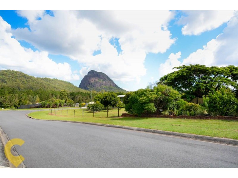 48 Hillside Road, Glass House Mountains QLD 4518