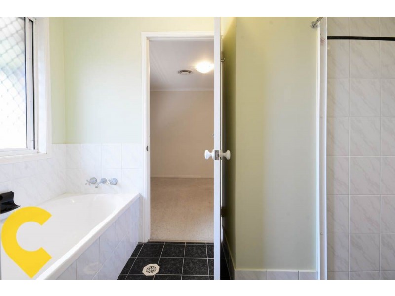 23 Stradbroke Drive, Little Mountain QLD 4551