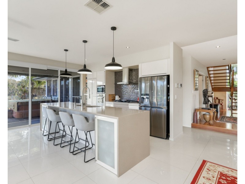 21 Rutherford Place, Pelican Waters QLD 4551