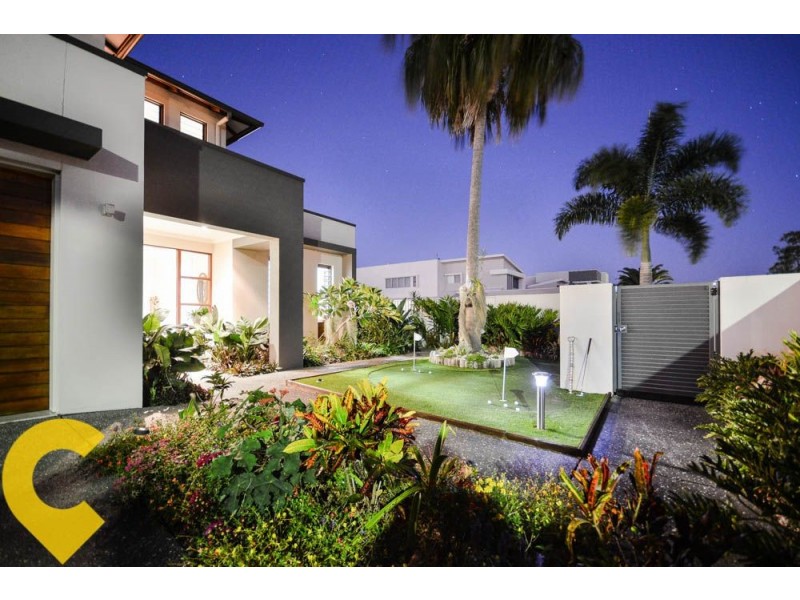 13 Artunga Place, Pelican Waters QLD 4551