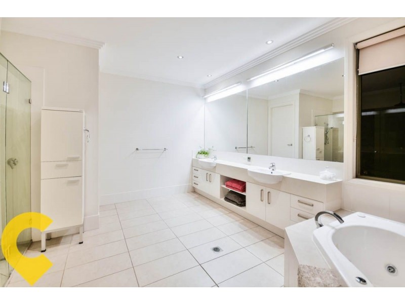 13 Artunga Place, Pelican Waters QLD 4551