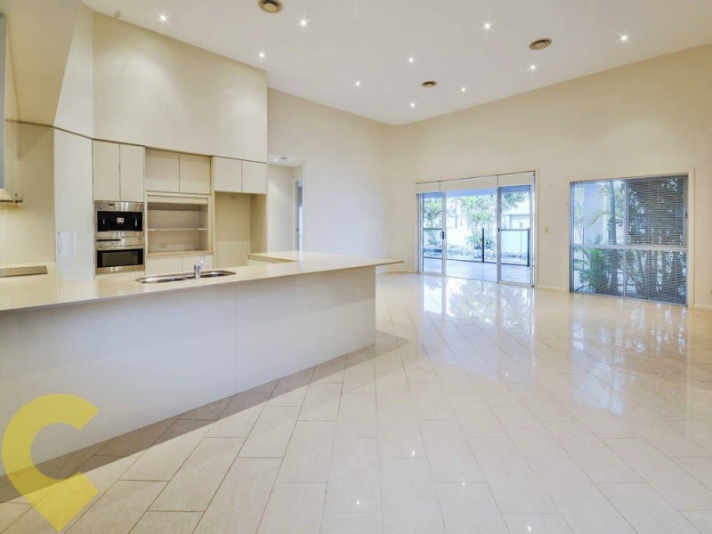 111 Mahogany Drive, Pelican Waters QLD 4551