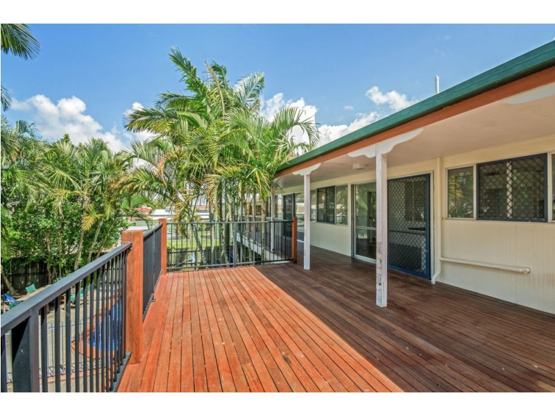 67 Anning Avenue, Golden Beach QLD 4551