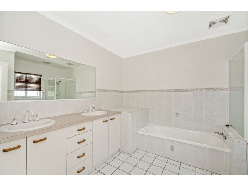 67 Anning Avenue, Golden Beach QLD 4551