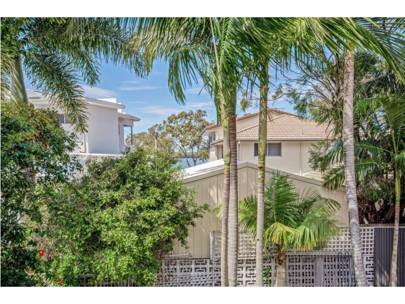 67 Anning Avenue, Golden Beach QLD 4551