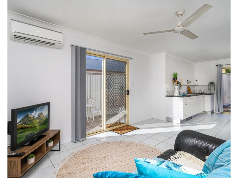 25 Edwardson Drive, Pelican Waters QLD 4551