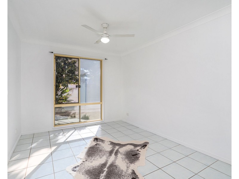 25 Edwardson Drive, Pelican Waters QLD 4551