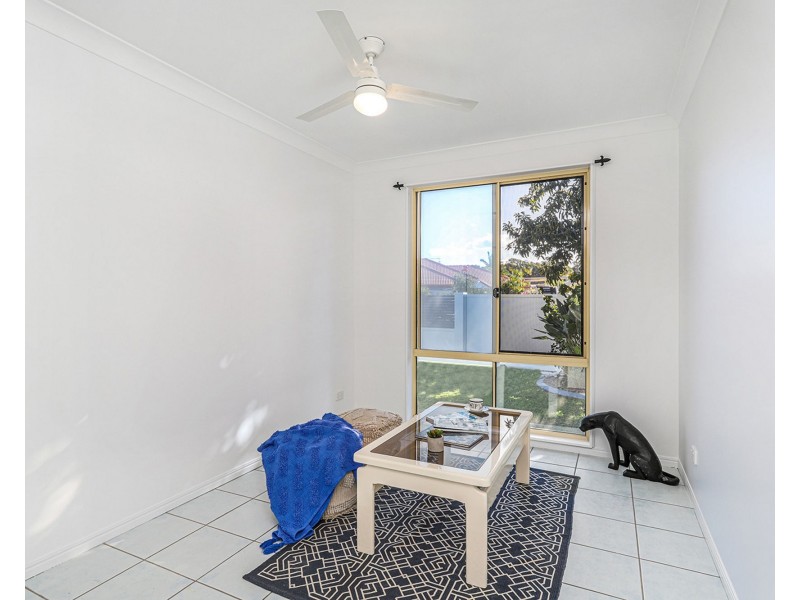 25 Edwardson Drive, Pelican Waters QLD 4551