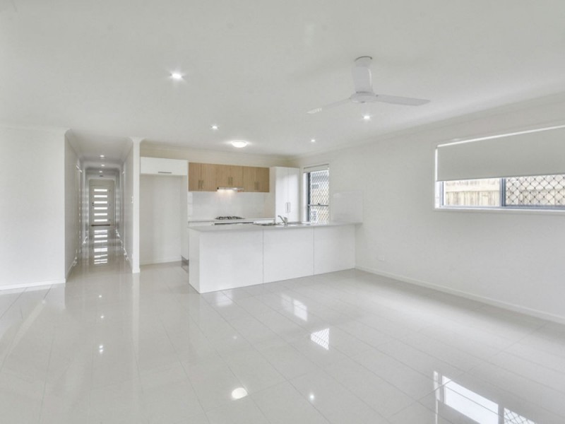 67 Wilderness Circuit, Little Mountain QLD 4551