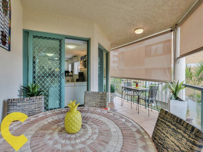 2/18 Warne Terrace, Kings Beach QLD 4551