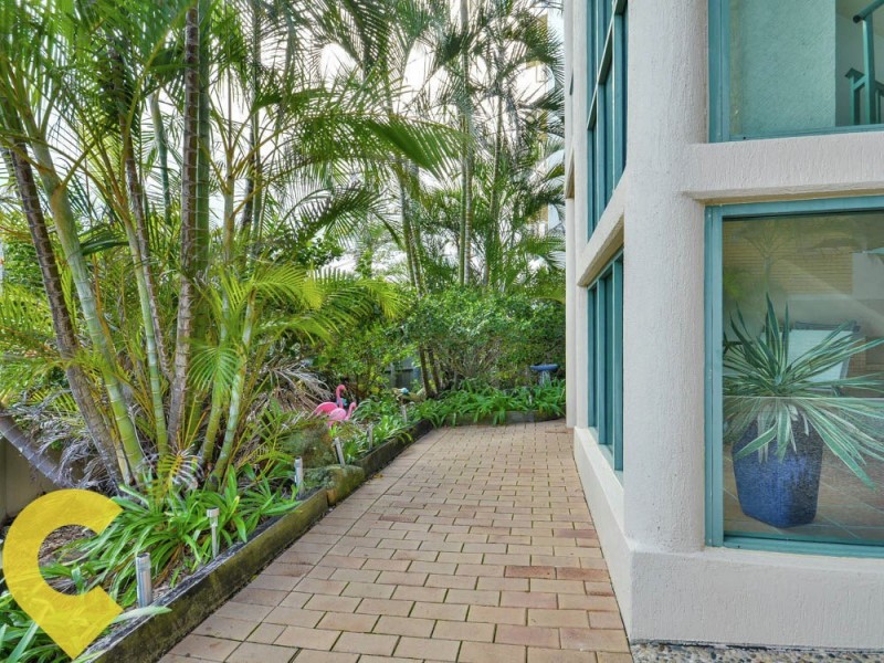 2/18 Warne Terrace, Kings Beach QLD 4551