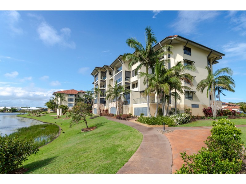 54/1 Millennium Circuit, Pelican Waters QLD 4551