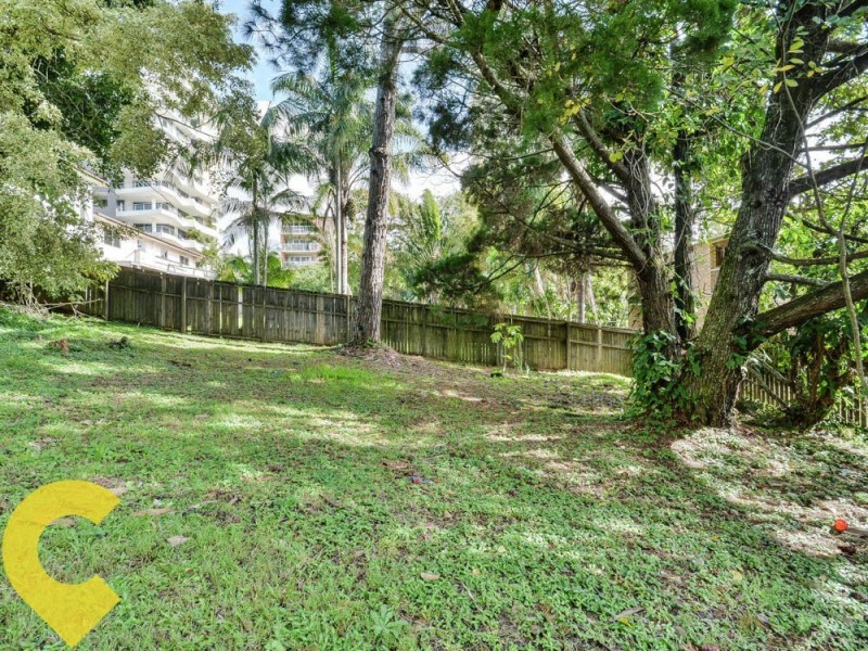 31 Saltair Street, Kings Beach QLD 4551