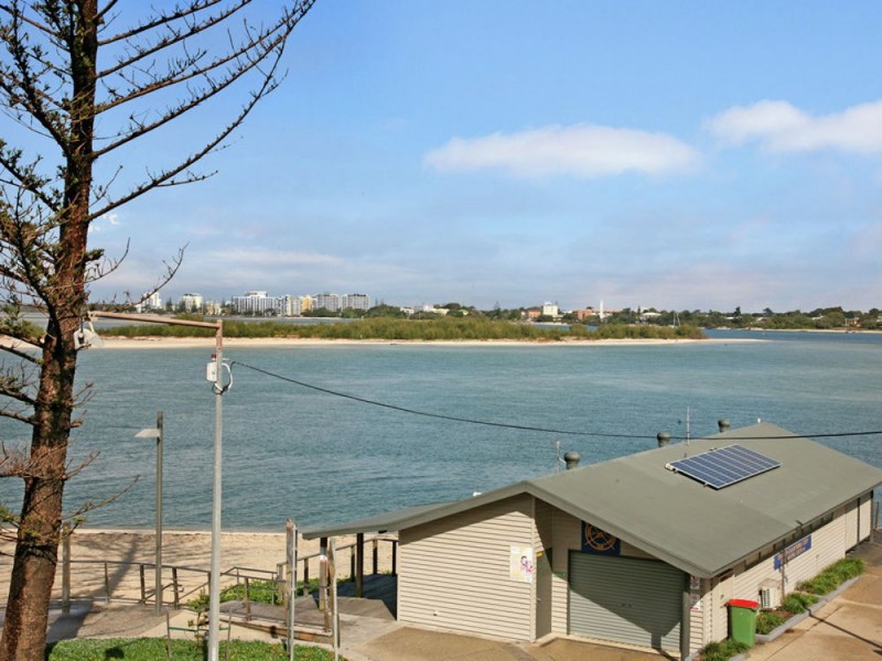 212/10 Leeding Terrace, Caloundra QLD 4551