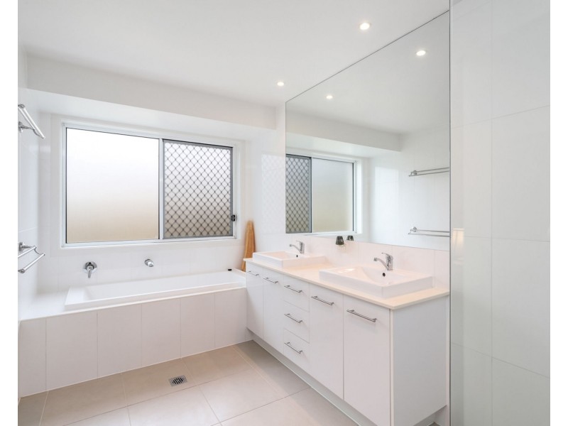 55 Mahogany Drive, Pelican Waters QLD 4551