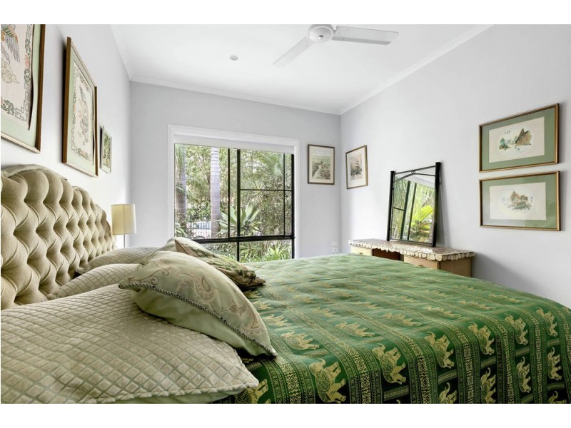 6 Earls Court, Little Mountain QLD 4551