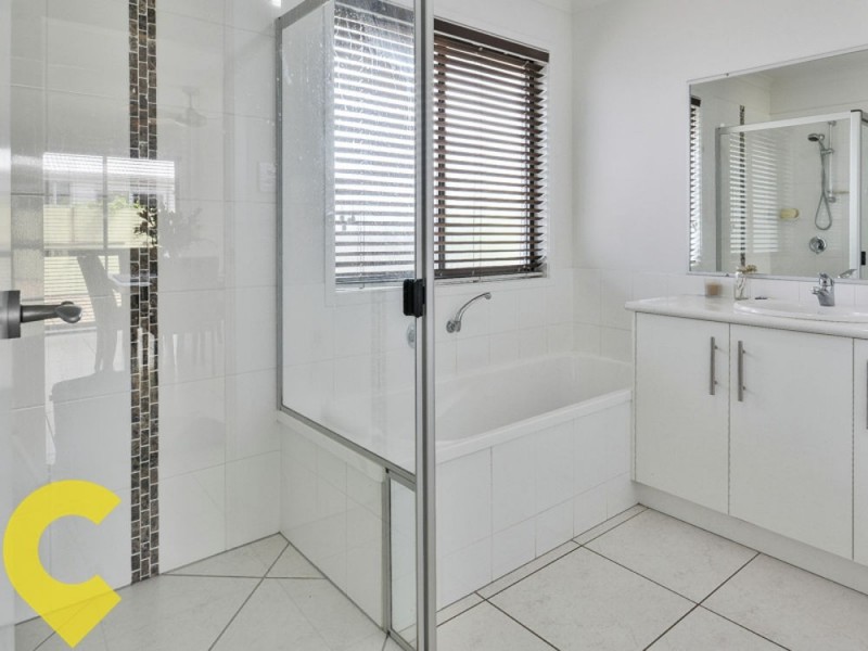 39 Chestwood Crescent, Sippy Downs QLD 4556