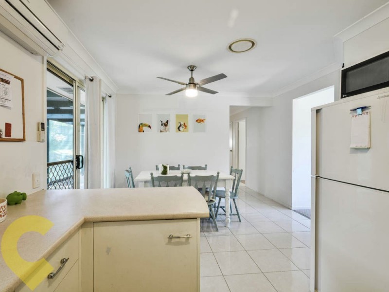 4 Donegal Court, Little Mountain QLD 4551