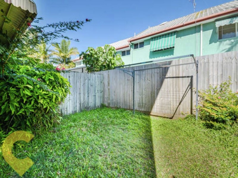 1/27 Walan Street, Mooloolaba QLD 4557