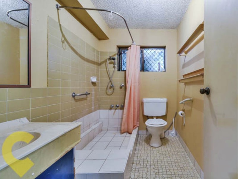 1/27 Walan Street, Mooloolaba QLD 4557