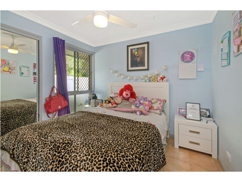 5 Bellevue Drive, Little Mountain QLD 4551