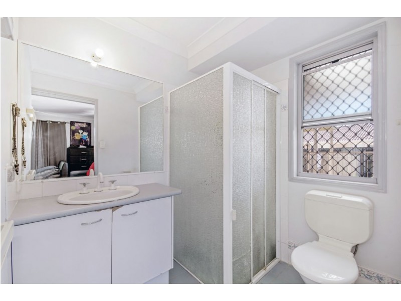 5 Bellevue Drive, Little Mountain QLD 4551