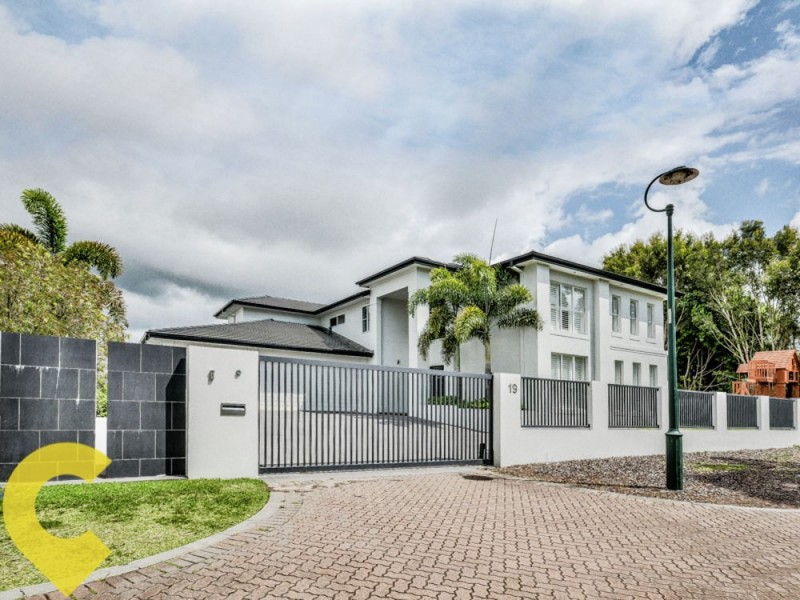 19 Francis Court, Pelican Waters QLD 4551
