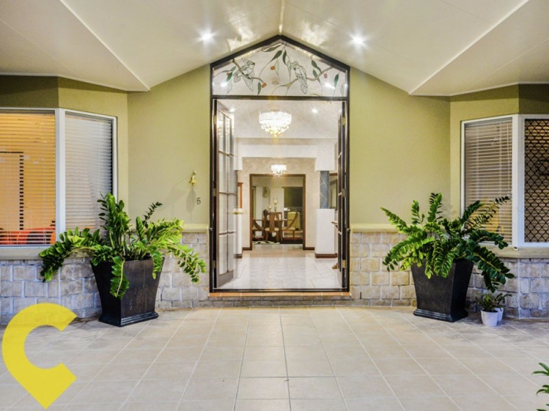 5 Ghostgum Close, Little Mountain QLD 4551