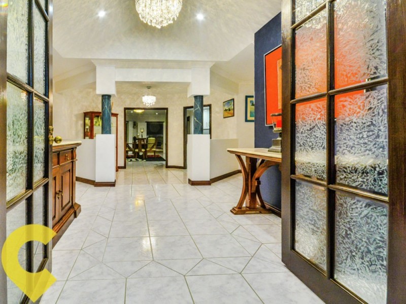 5 Ghostgum Close, Little Mountain QLD 4551