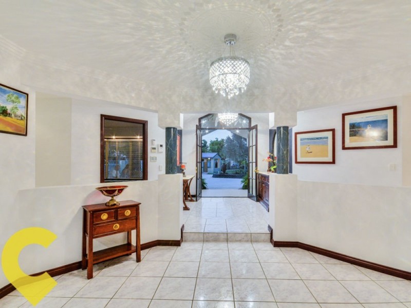 5 Ghostgum Close, Little Mountain QLD 4551