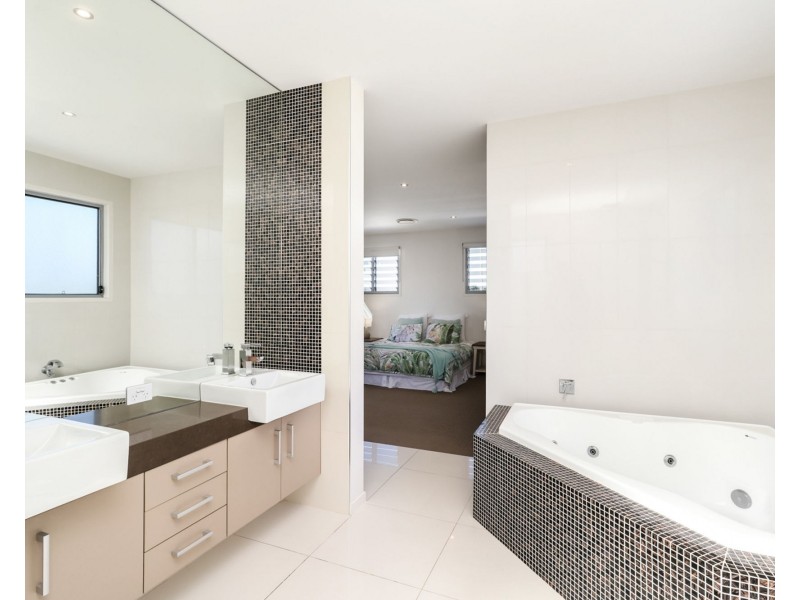 24 Cutter Street, Wurtulla QLD 4575
