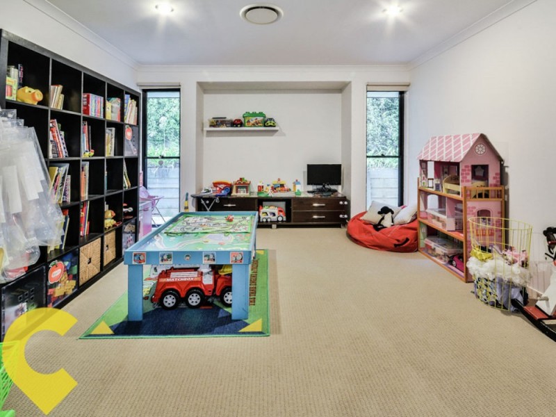 2-4 Oasis Court, Woombye QLD 4559