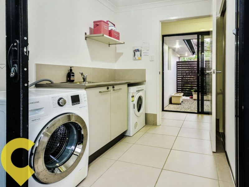 2-4 Oasis Court, Woombye QLD 4559