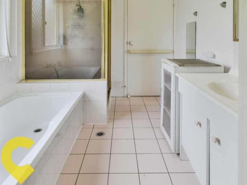 9 Rosewood Court, Landsborough QLD 4550