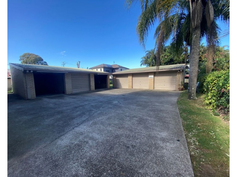 4/61 Bradman Avenue, Maroochydore QLD 4558