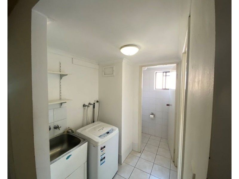 4/61 Bradman Avenue, Maroochydore QLD 4558