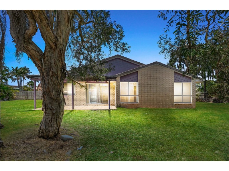 2 Barinya Court, Currimundi QLD 4551