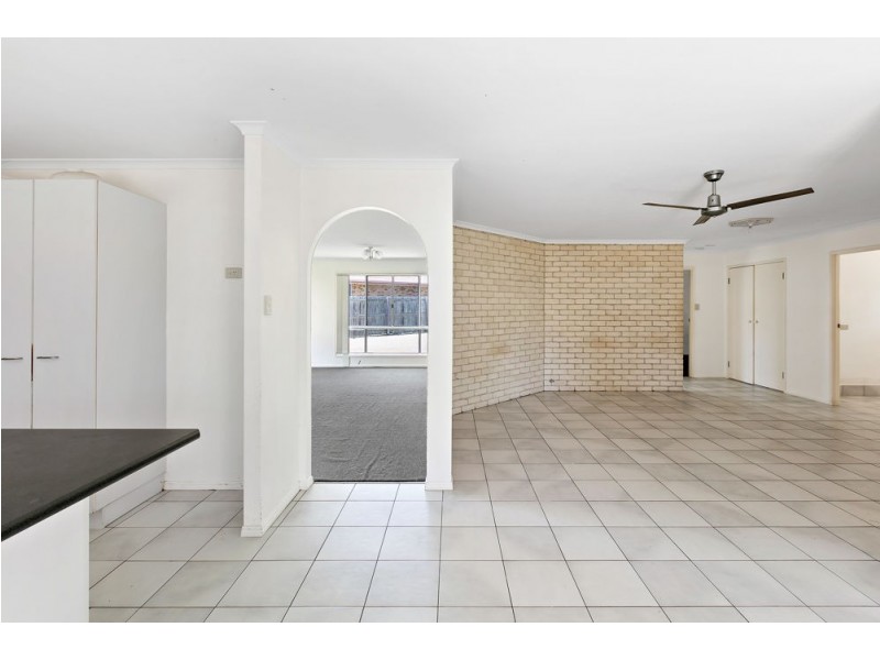 2 Barinya Court, Currimundi QLD 4551