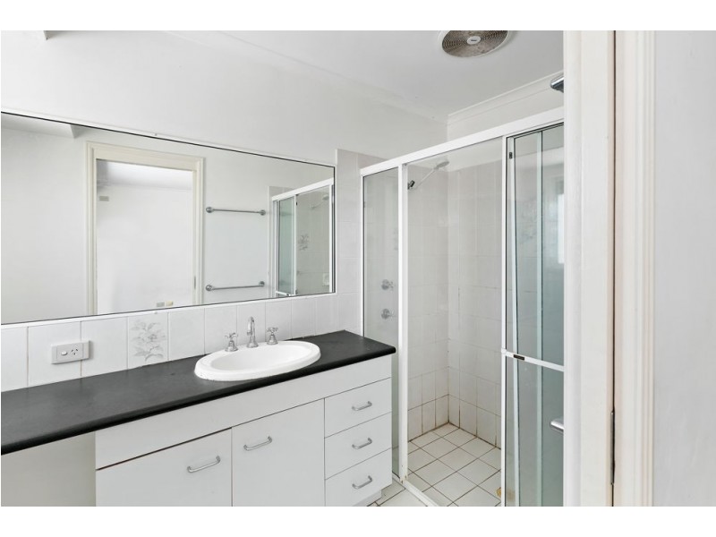 2 Barinya Court, Currimundi QLD 4551