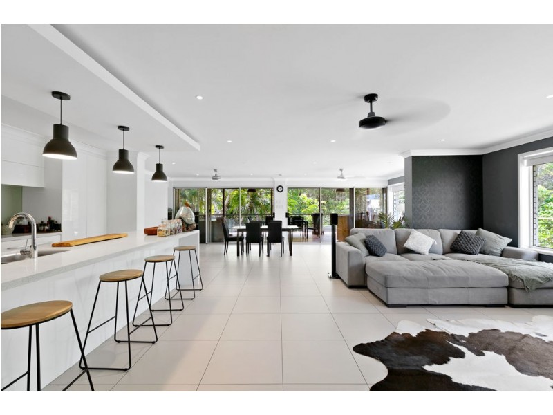 20 Ironbark Road, Little Mountain QLD 4551