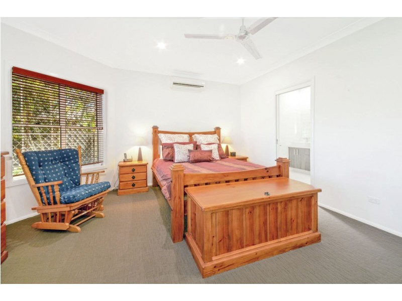 17 Homestead Drive, Little Mountain QLD 4551