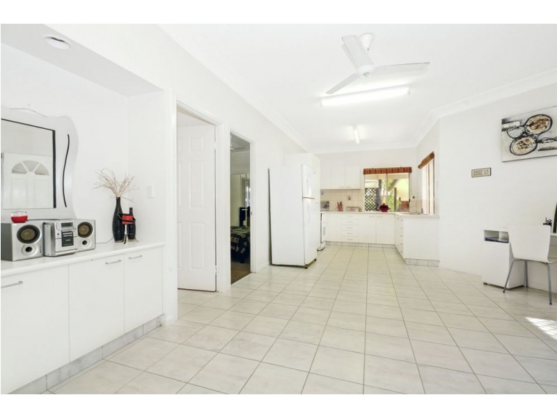 17 Homestead Drive, Little Mountain QLD 4551