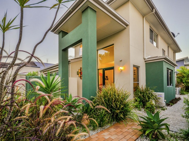14 Cuba Court, Kawana Island QLD 4575