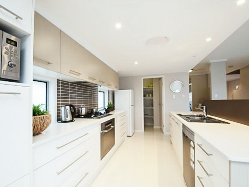 11 Sweep Court, Birtinya QLD 4575