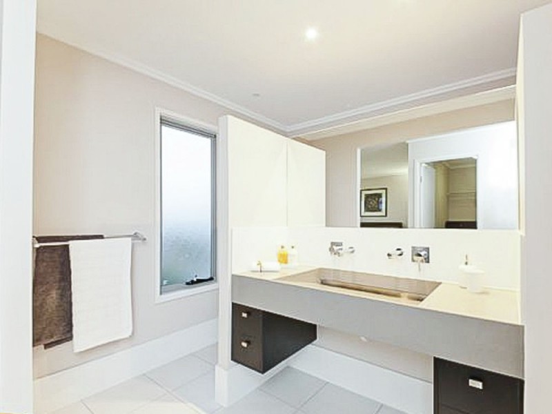 11 Sweep Court, Birtinya QLD 4575